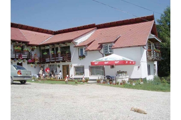 Romania Privát Bran, Exterior